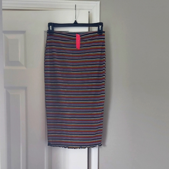 Love Culture Dresses & Skirts - Body con dress/skirt
